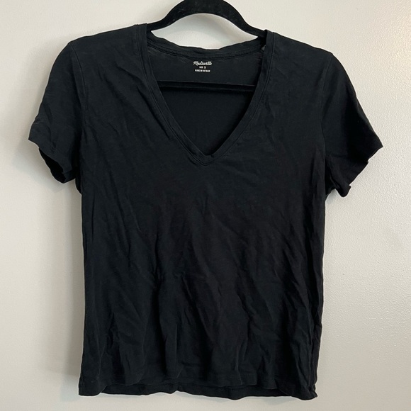 SOLD -Madewell T-Shirts - Picture 1 of 5